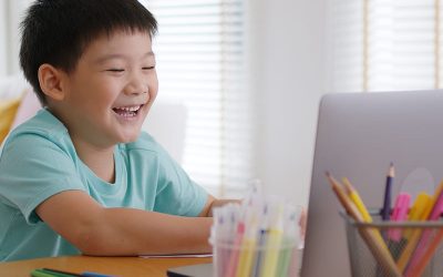 Como incentivar o desenvolvimento saudável da fala